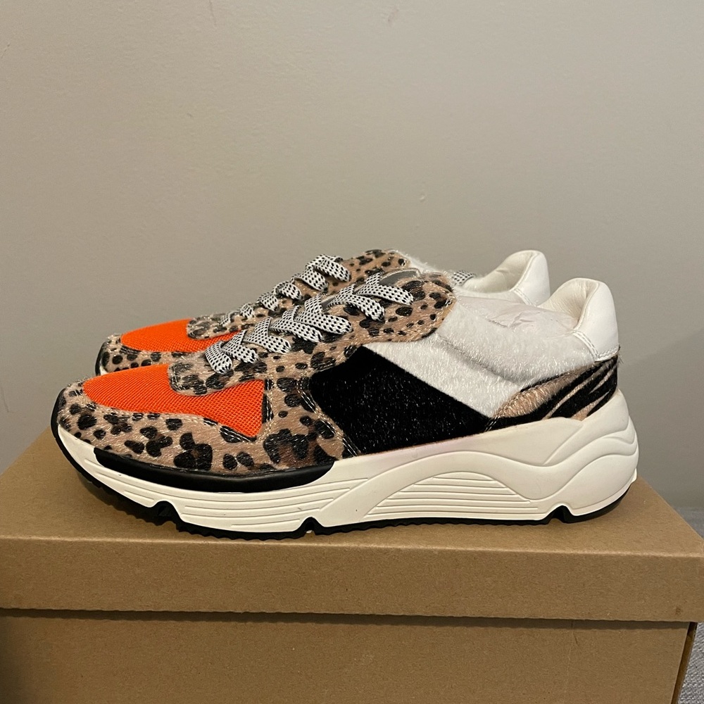 NWT White Haven Fun Sneakers